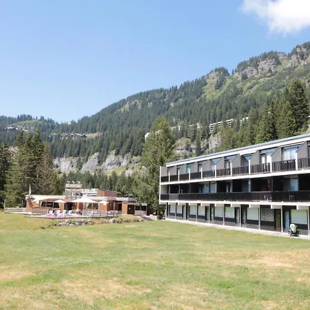 Pour 4 Pers A Flaine, Au Pied Des Pistes - Fr-1-687-60